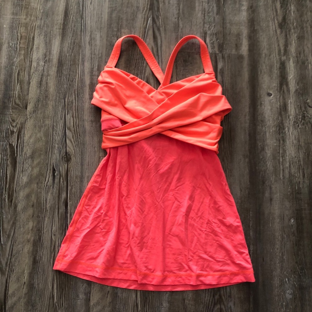 Lululemon coral workout tanktop size 6